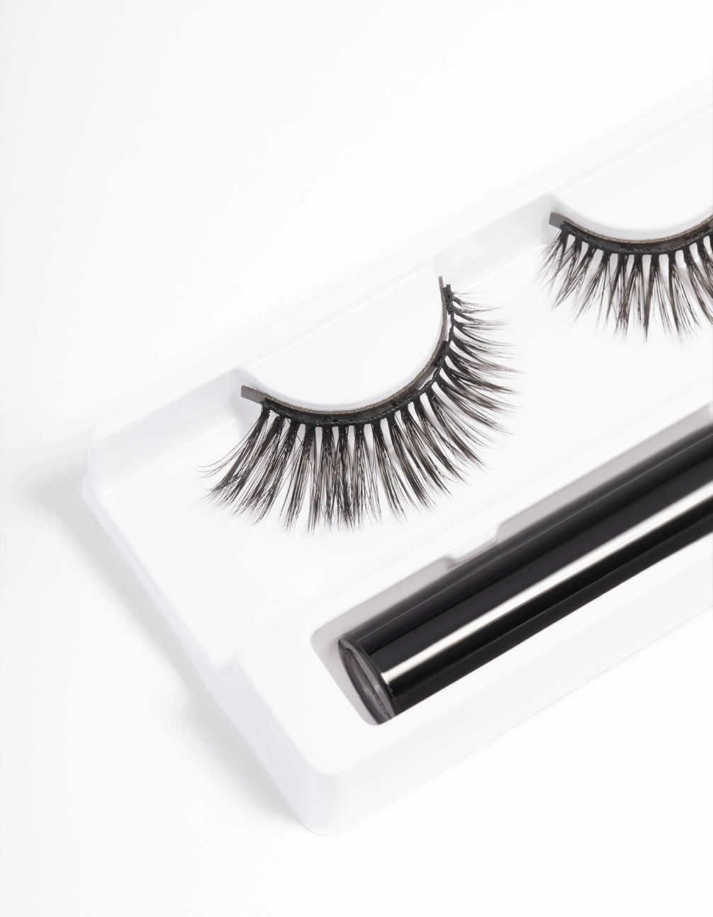 Black Curve Cat Eye Magnetic Fake Eyelashes
