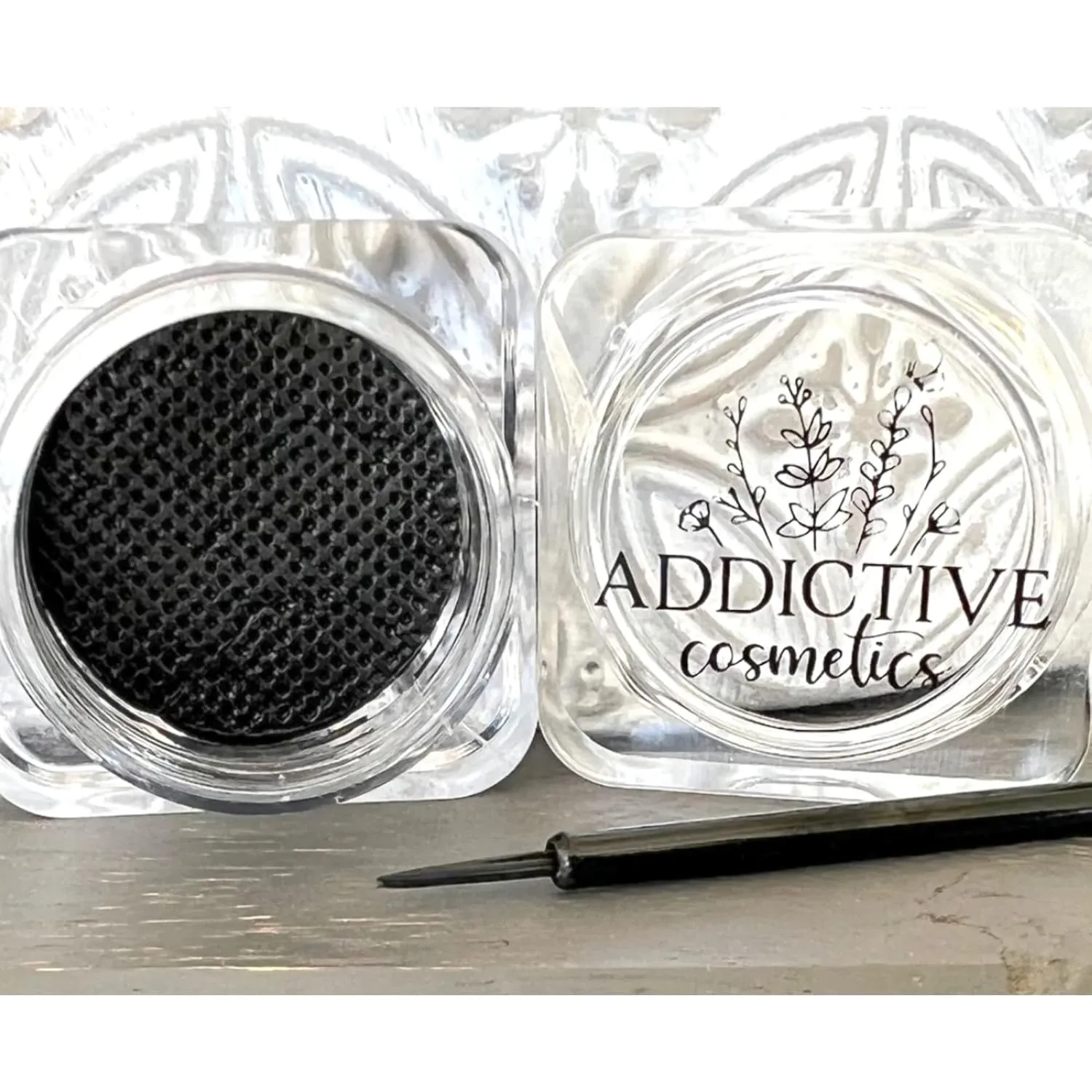 Cake Eyeliner with Applicator Brush - Water Activated Dry Pressed Eyeliner - Long-Lasting, Vibrant Color, Smudge Resistant - Vegan Cruelty Free Paraben Free (Matte Black)