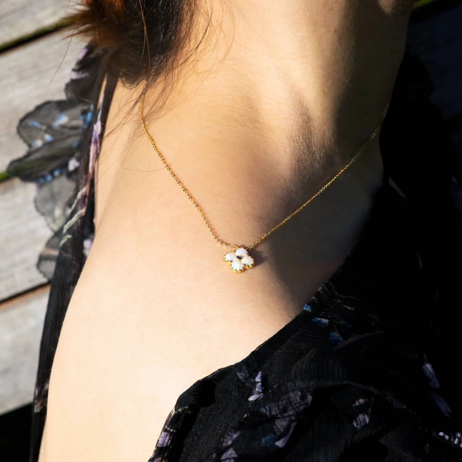 Chloe - 18K Opal Necklace