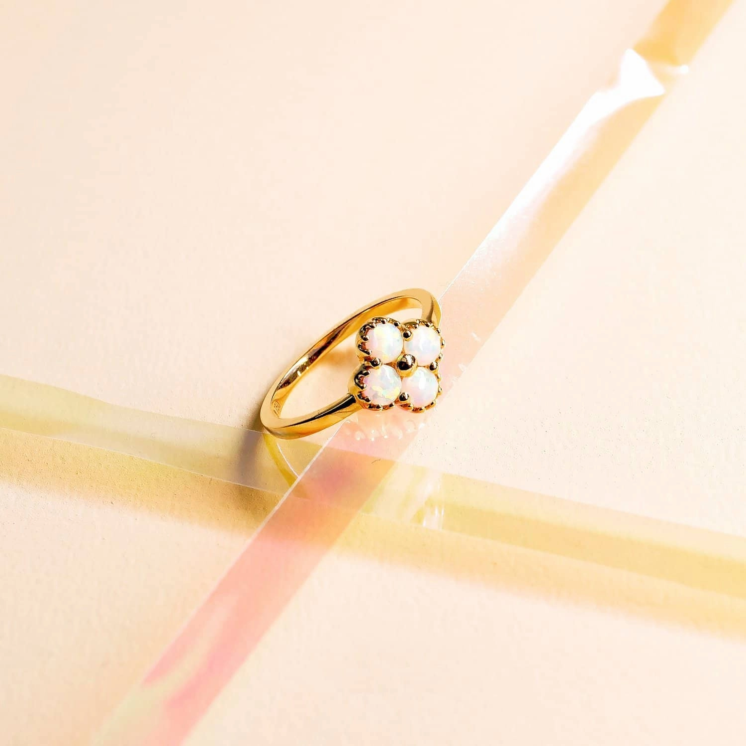 Chloe - 18K Opal Ring