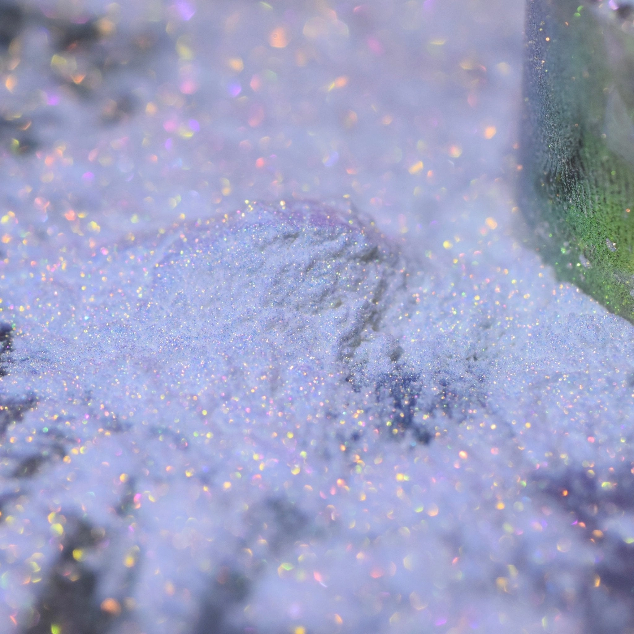 Golden Thread Opal Multichrome Moon Dust