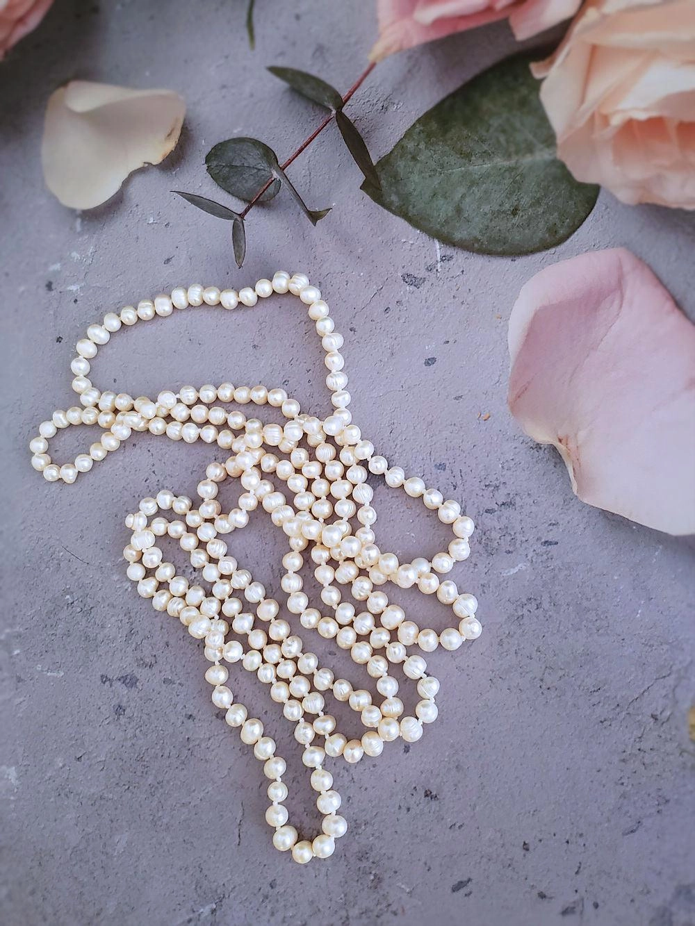 Ivory Pearl Necklace - Infinity Style - Rounds