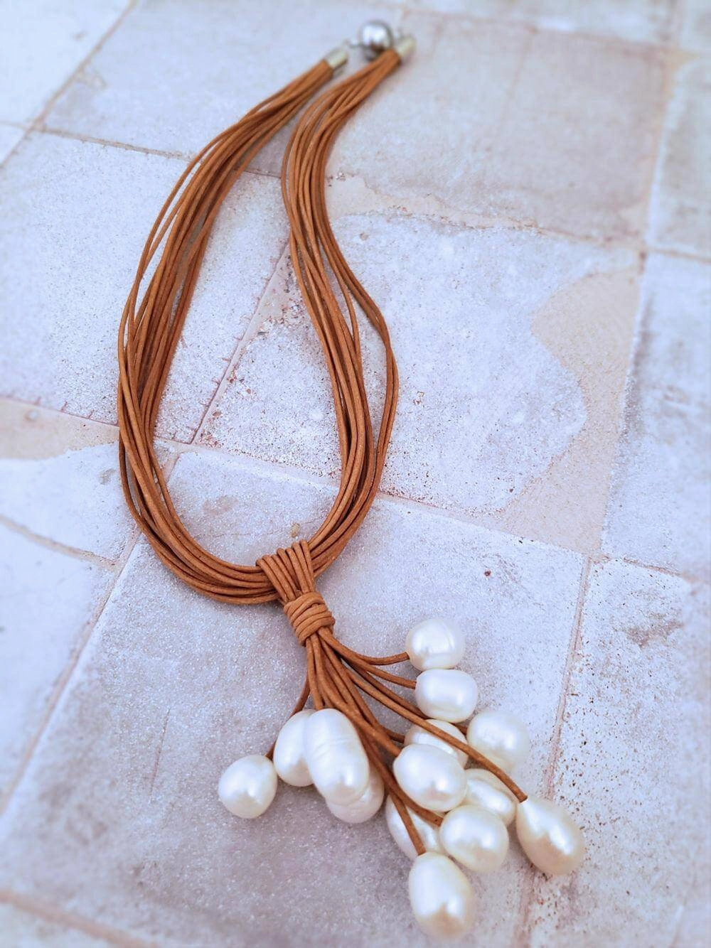 Pearl Cluster Necklace - Tan Leather
