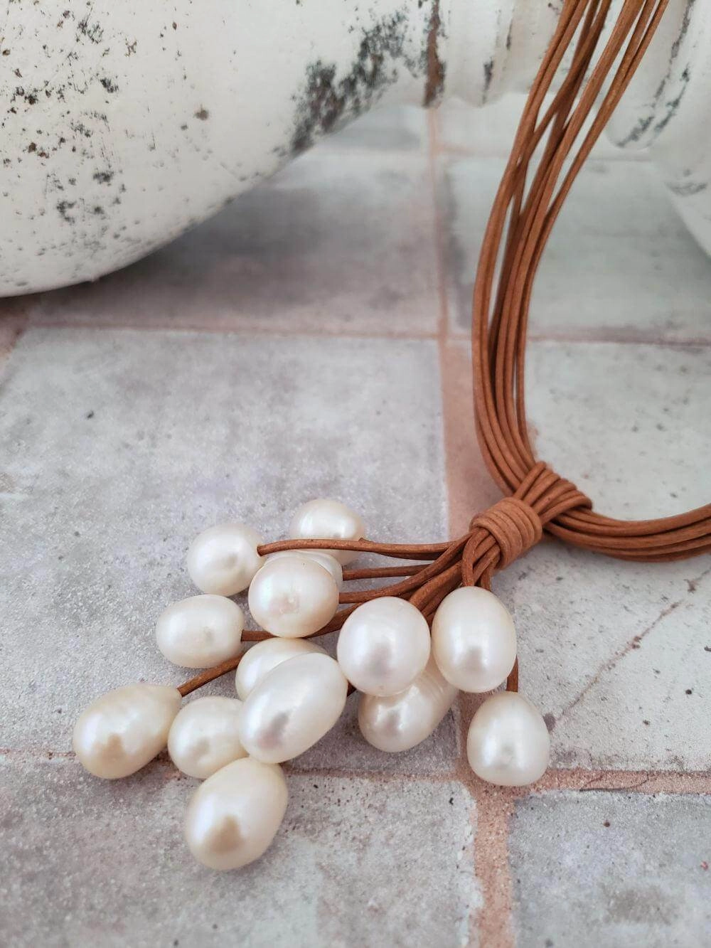 Pearl Cluster Necklace - Tan Leather
