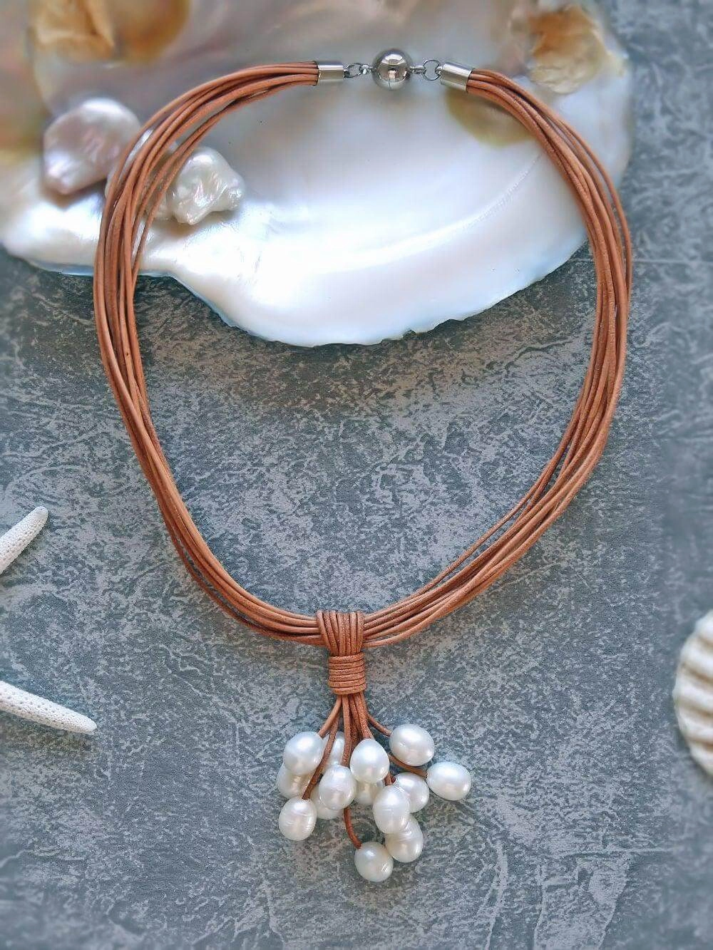 Pearl Cluster Necklace - Tan Leather